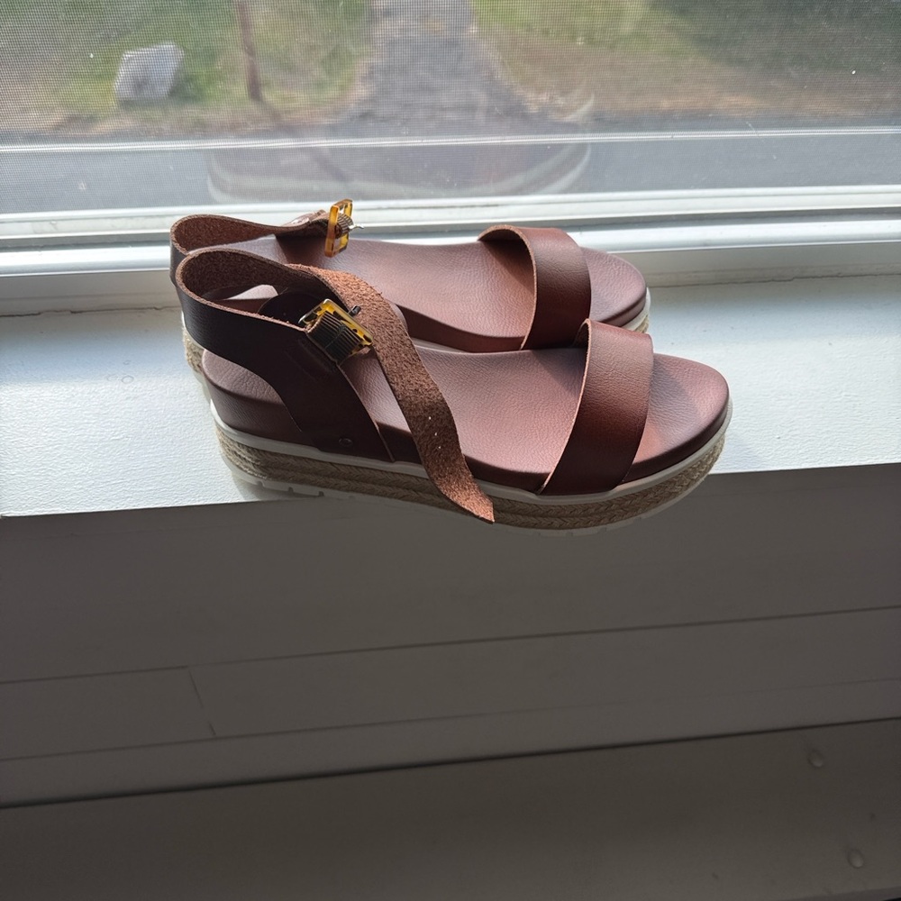 MIA Kiera Brown Strappy Sandals size 9